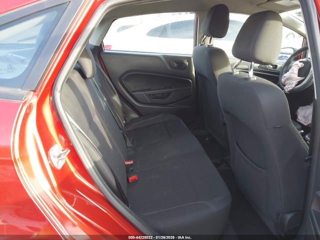 3FADP4BJ1JM135261 Ford FIESTA SE