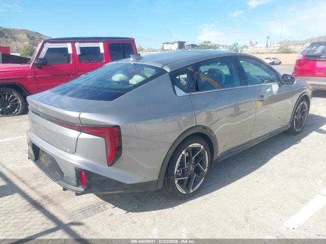 3KPFW4DE1SE144690 KIA K4 Gt-line