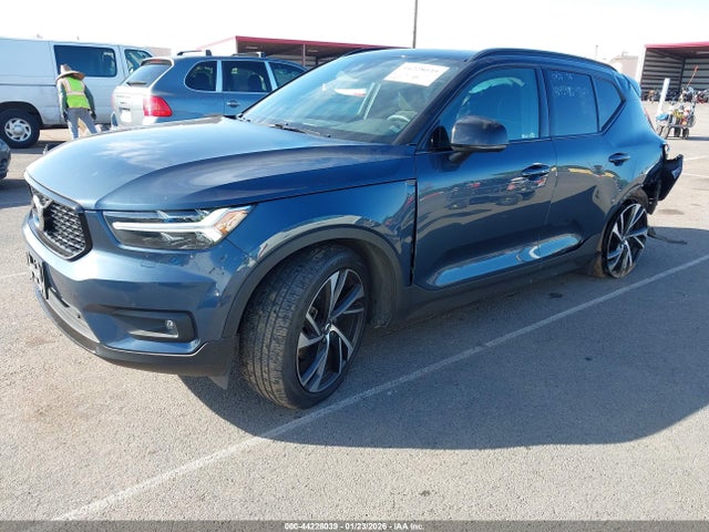 YV4AC2HM9N2777946 Volvo Xc40 T4 R-design