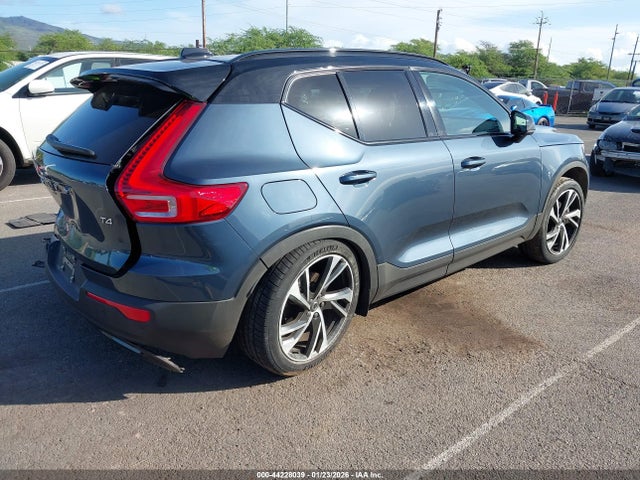 YV4AC2HM9N2777946 Volvo Xc40 T4 R-design