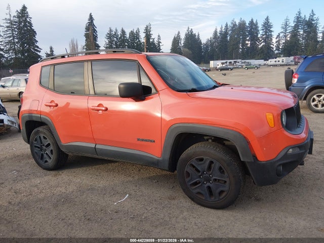 ZACCJBABXJPH53701 Jeep Renegade Upland Edition 4x4