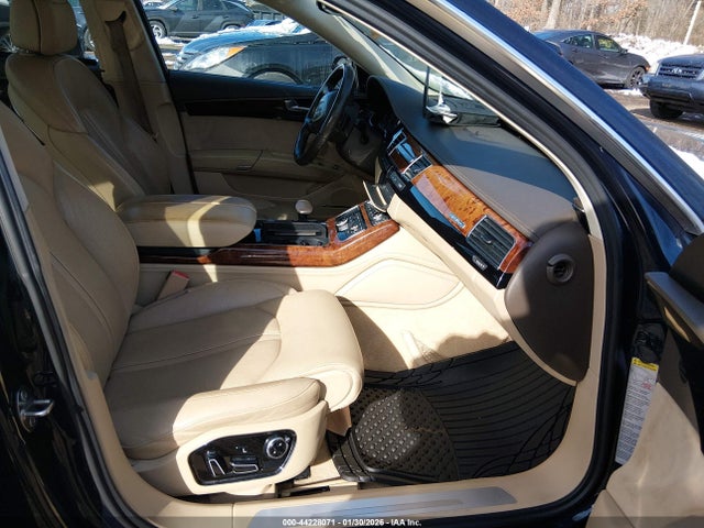 2011 AUDI A8 L WAURVAFD3BN005589 Photo 4