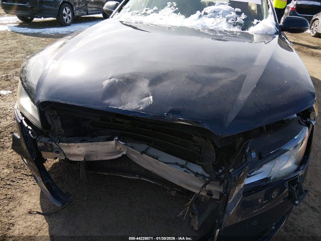 2011 AUDI A8 L WAURVAFD3BN005589 Photo 5