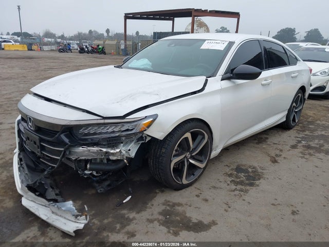 1HGCV1F3XNA031975 Honda Accord Sport