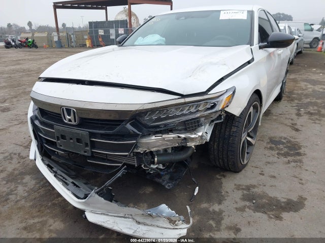 1HGCV1F3XNA031975 Honda Accord Sport