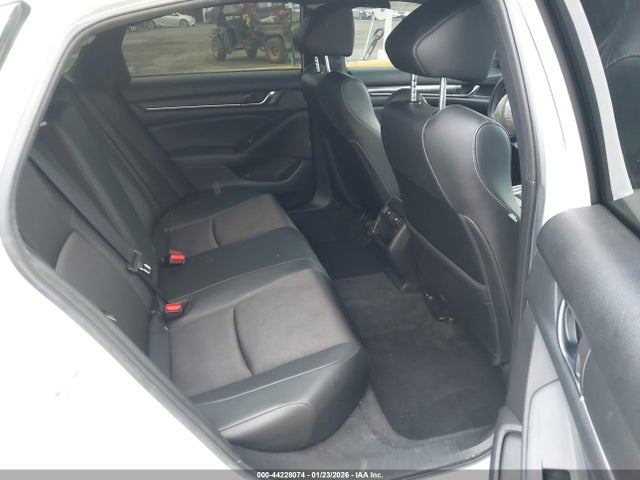1HGCV1F3XNA031975 Honda Accord Sport