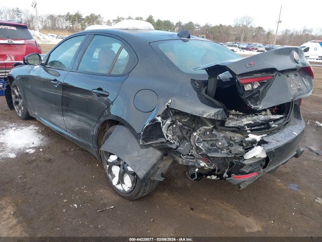 2021 ALFA ROMEO GIULIA ZARFANBN1M7647958 Photo 2