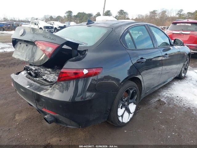 2021 ALFA ROMEO GIULIA ZARFANBN1M7647958 Photo 3