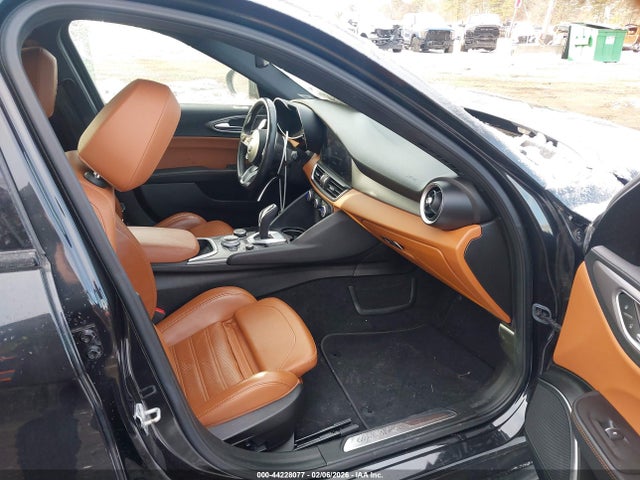 2021 ALFA ROMEO GIULIA ZARFANBN1M7647958 Photo 4