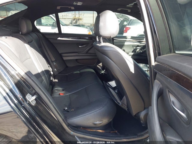 WBA5B1C5XGG552617 BMW 535i