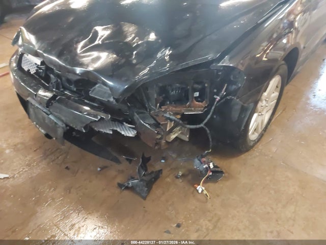 2G1WB5E36E1160375 Chevrolet Impala Limited Lt