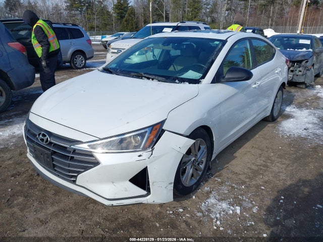 Hyundai Elantra Value Edition 2019 5NPD84LF5KH418920 Image 2