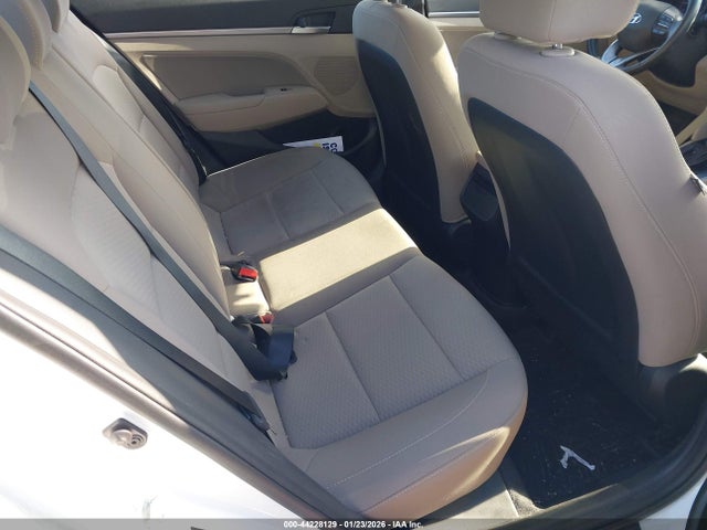 Hyundai Elantra Value Edition 2019 5NPD84LF5KH418920 Image 8