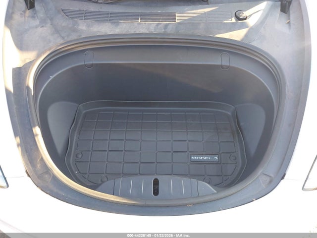 2019 TESLA MODEL 3 5YJ3E1EB2KF511356 Photo 9