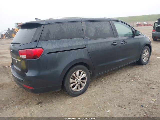 KNDMB5C14G6114314 KIA SEDONA LX