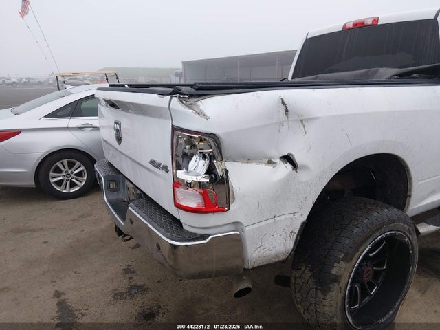3C6UR5CLXFG655370 RAM 2500 Tradesman