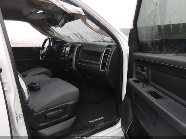 3C6UR5CLXFG655370 RAM 2500 Tradesman