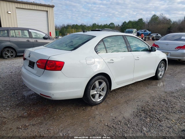 3VWLL7AJ7EM266881 Volkswagen Jetta 2.0l Tdi