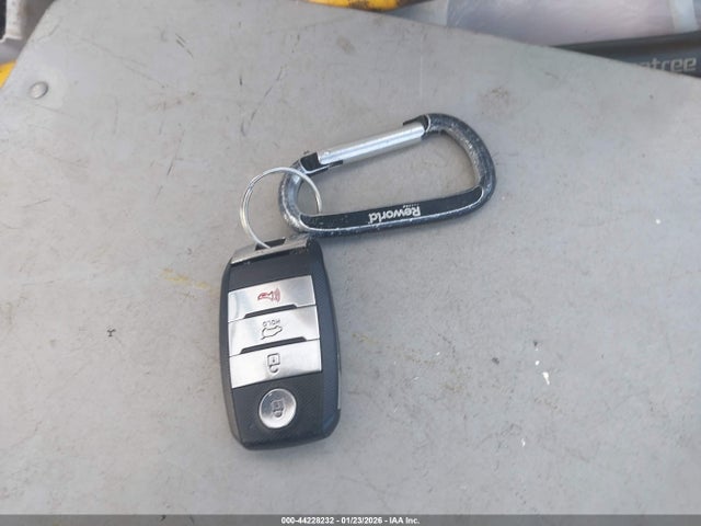 5XYPK4A57KG530408 KIA Sorento 3.3l Sxl