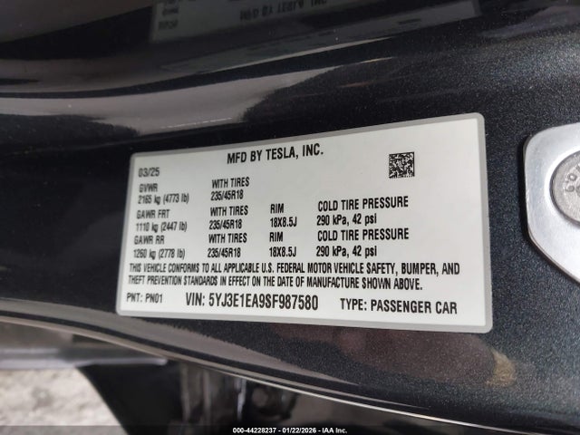 2025 TESLA MODEL 3 5YJ3E1EA9SF987580 Photo 8