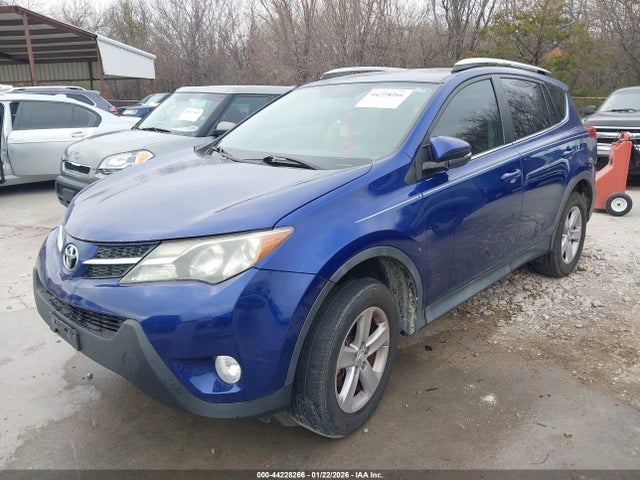 Toyota Rav4 Xle 2014 2T3WFREV8EW107074 Image 2