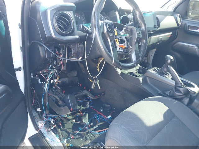 3TMBZ5DN6GM005759 Toyota Tacoma Trd Sport