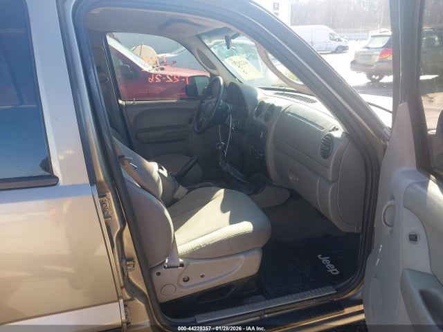 2003 JEEP LIBERTY 1J4FK48143W597030 Photo 4