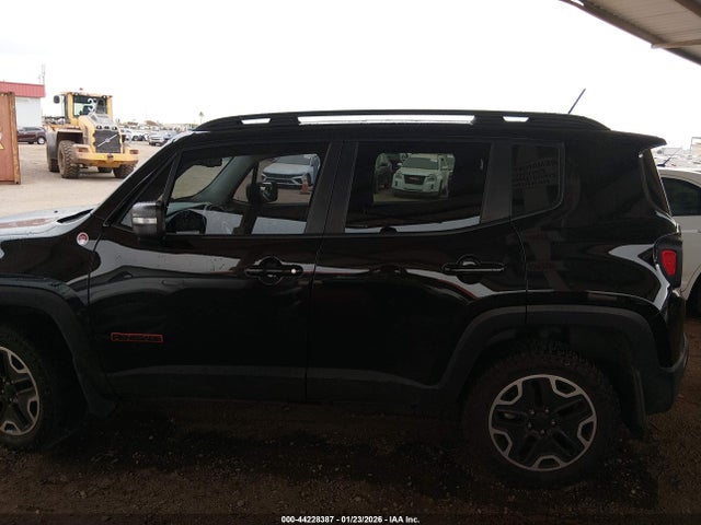 Jeep Renegade Trailhawk 2016 ZACCJBCT0GPC84942 Image 13