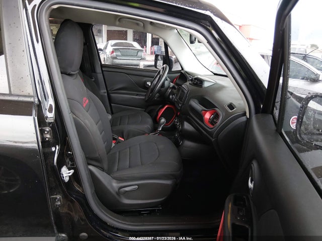 Jeep Renegade Trailhawk 2016 ZACCJBCT0GPC84942 Image 5