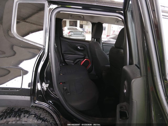Jeep Renegade Trailhawk 2016 ZACCJBCT0GPC84942 Image 7