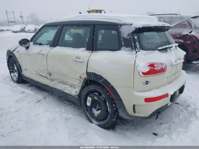 2017 MINI CLUBMAN WMWLU5C30H2E84336 Photo 2