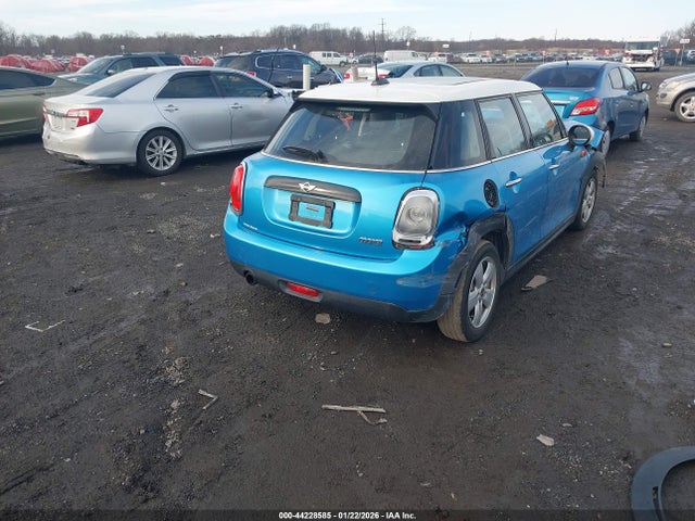 2017 MINI HARDTOP WMWXU1C38H2F78054 Photo 3