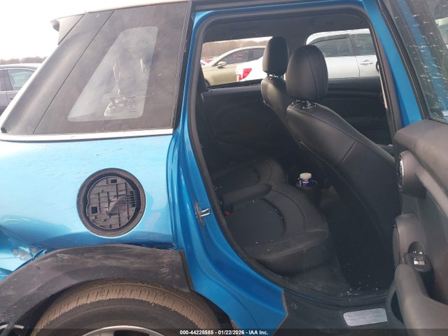 2017 MINI HARDTOP WMWXU1C38H2F78054 Photo 7