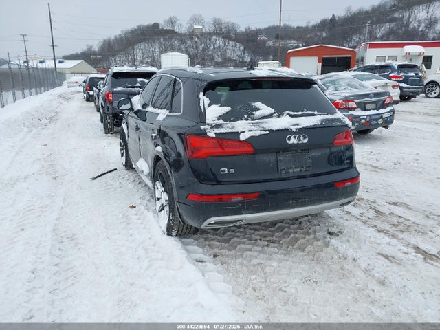 2019 AUDI Q5 WA1BNAFYXK2057465 Photo 2