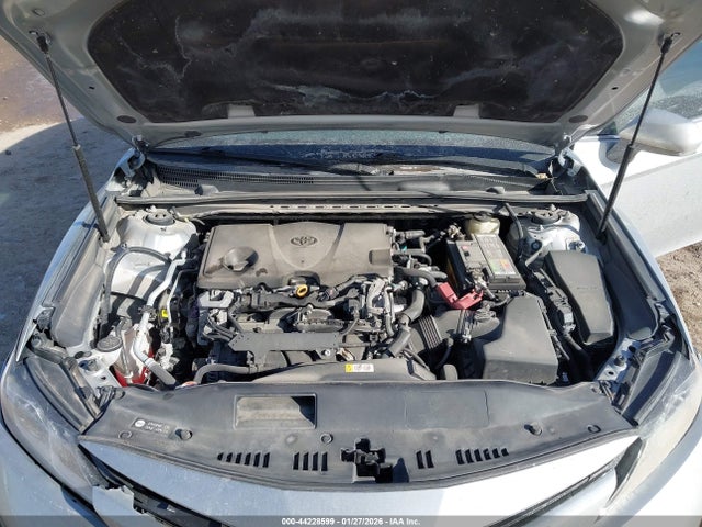2018 Toyota Camry Le მანქანა იყიდება აუქციონზე, vin: 4T1B11HK5JU009770, აუქციონის ნომერი: 44228599