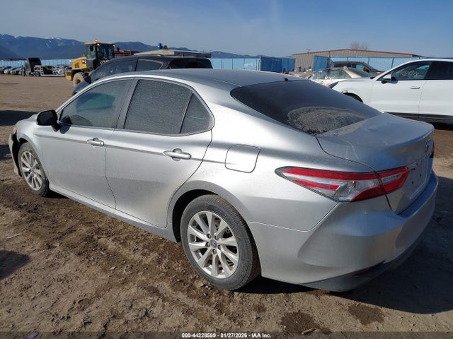 2018 Toyota Camry Le მანქანა იყიდება აუქციონზე, vin: 4T1B11HK5JU009770, აუქციონის ნომერი: 44228599