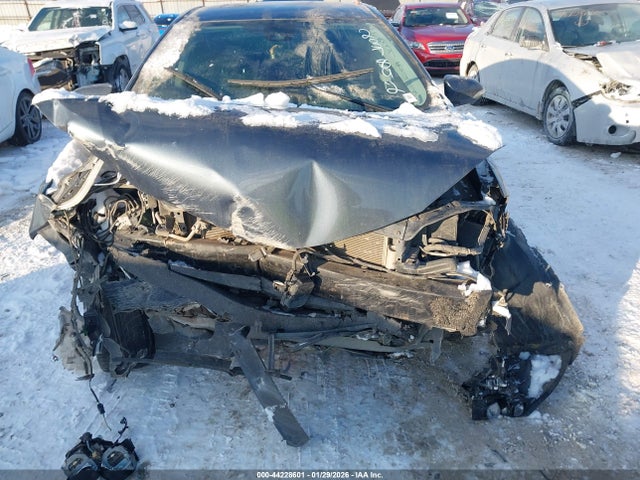 2019 TOYOTA COROLLA 2T1BURHE0KC237842 Photo 5