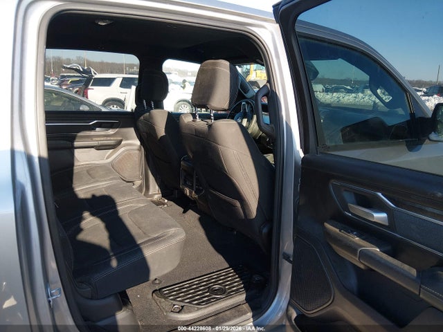 44228608 :رقم المزاد ، 1C6SRFFT8KN747748 vin ، 2019 Ram 1500 Big Horn/lone Star  4x4 5'7 Box مزاد بيع