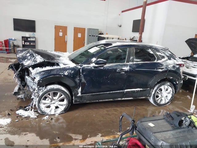 44228689 :رقم المزاد ، 3MVDMBBM0PM571303 vin ، 2023 Mazda Cx-30 2.5 S Select مزاد بيع