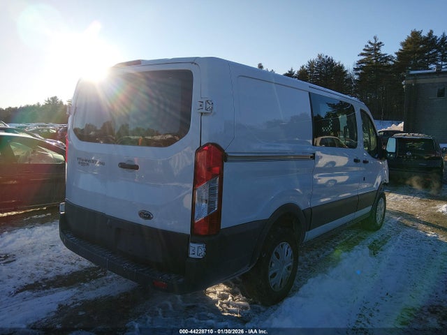 Ford Transit-250 2018 1FTYR1YM2JKB32706 Image 4