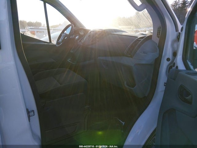 Ford Transit-250 2018 1FTYR1YM2JKB32706 Image 5