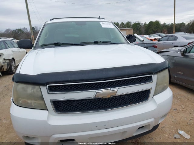 44228725 :رقم المزاد ، 3GNMCEE08BG365739 vin ، 2011 Chevrolet Avalanche 1500 Ls مزاد بيع