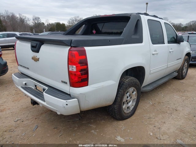 44228725 :رقم المزاد ، 3GNMCEE08BG365739 vin ، 2011 Chevrolet Avalanche 1500 Ls مزاد بيع