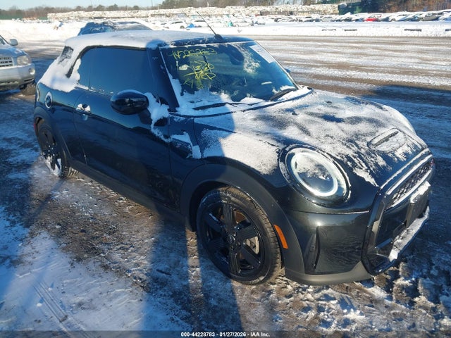 2024 MINI CONVERTIBLE WMW43DL02R3R83395