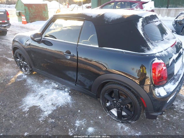 2024 MINI CONVERTIBLE WMW43DL02R3R83395 Photo 2