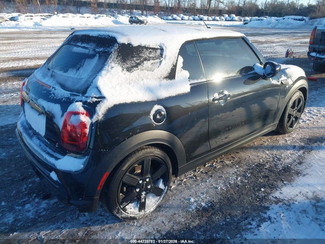 2024 MINI CONVERTIBLE WMW43DL02R3R83395 Photo 3