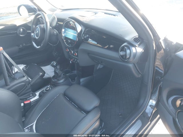 2024 MINI CONVERTIBLE WMW43DL02R3R83395 Photo 4