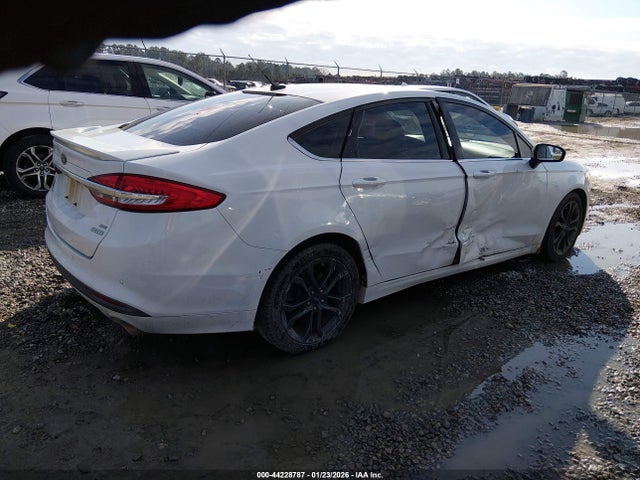 3FA6P0HD3JR130410 Ford FUSION SE