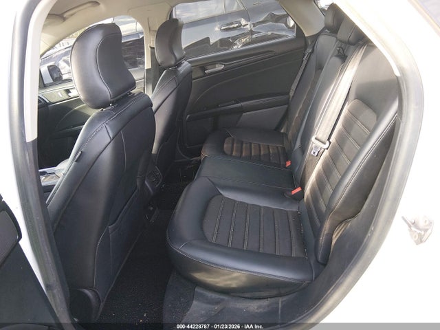 3FA6P0HD3JR130410 Ford FUSION SE