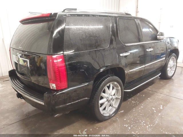 2011 CADILLAC ESCALADE 1GYS4BEF7BR122885 Photo 3